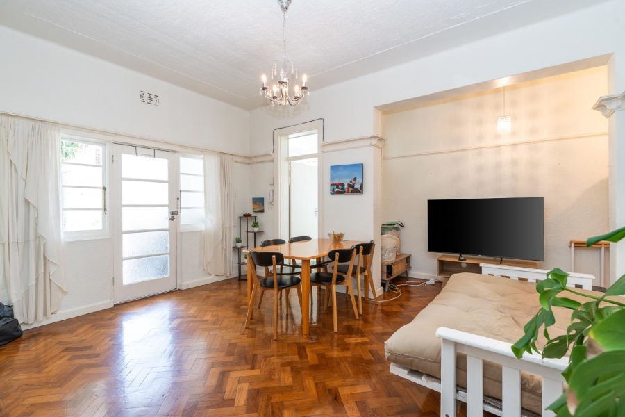 2 Bedroom Property for Sale in Vredehoek Western Cape